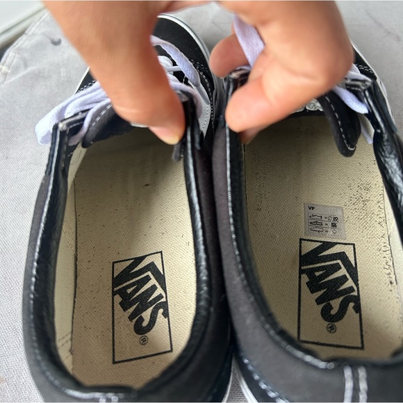 VANS! - Picture 12 of 12